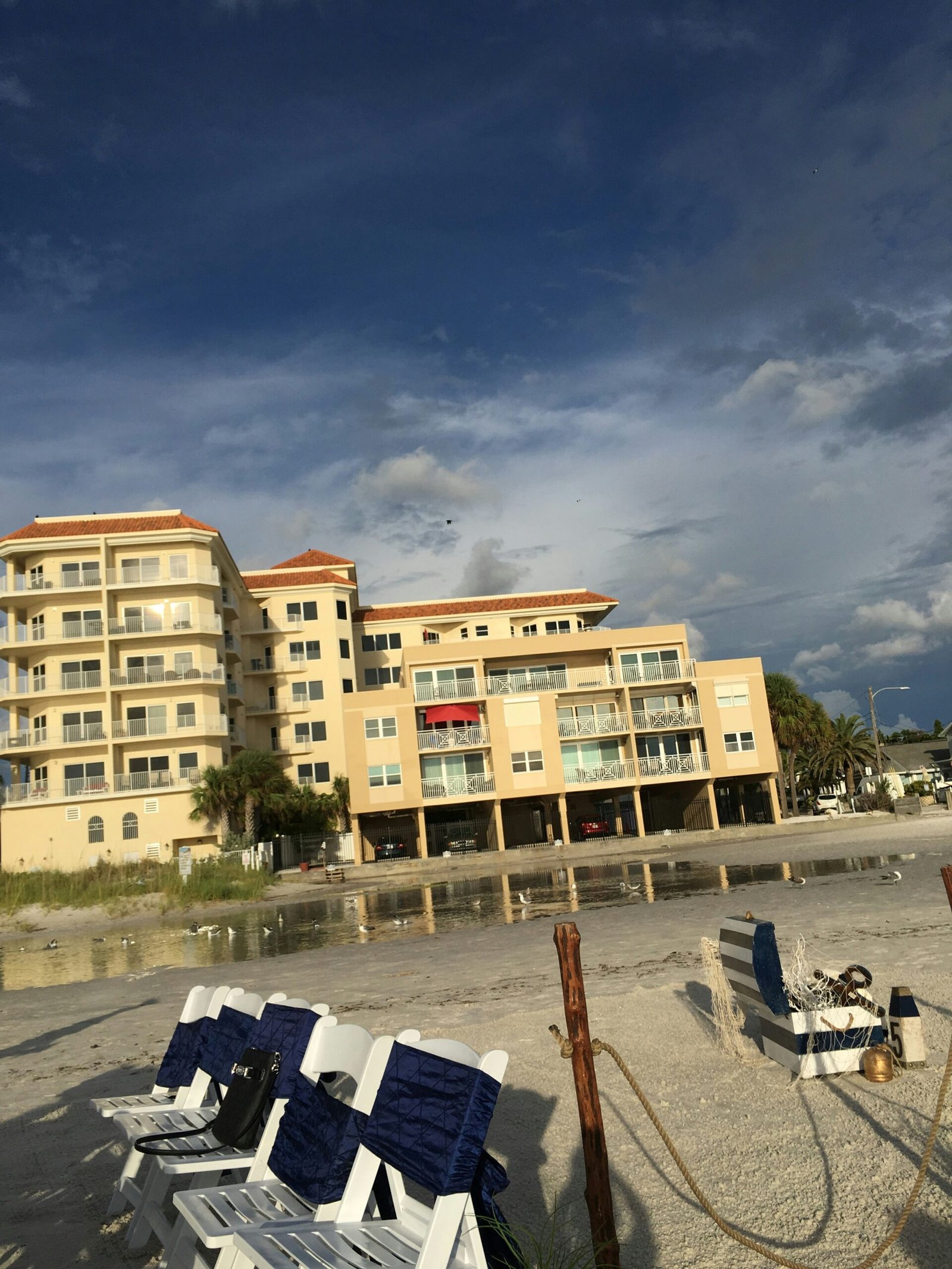 Vale a Pena Investir em Apartamento na Praia para Alugar?