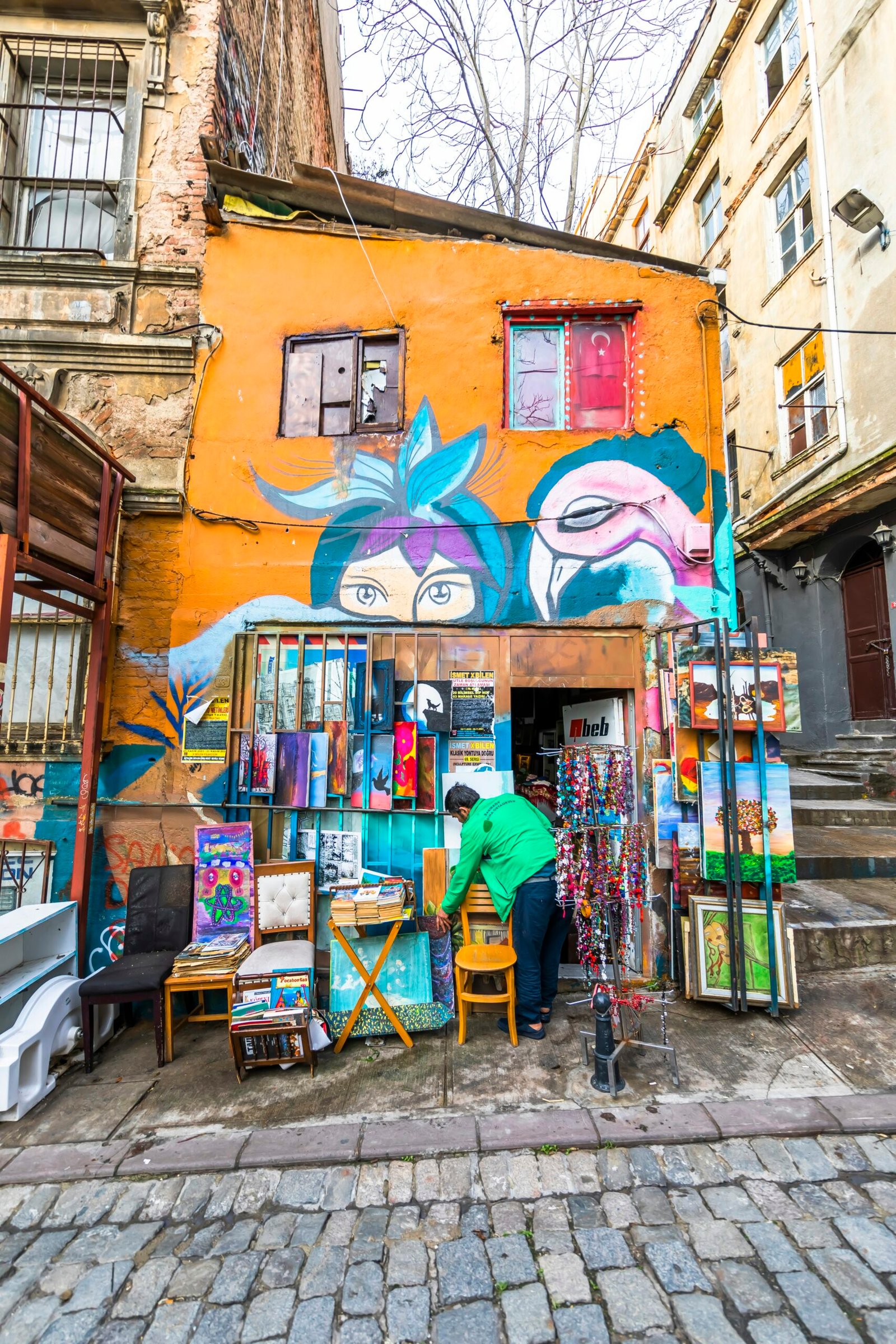 Como Criar Artes Digitais Atraentes no Canva para Comércios Locais